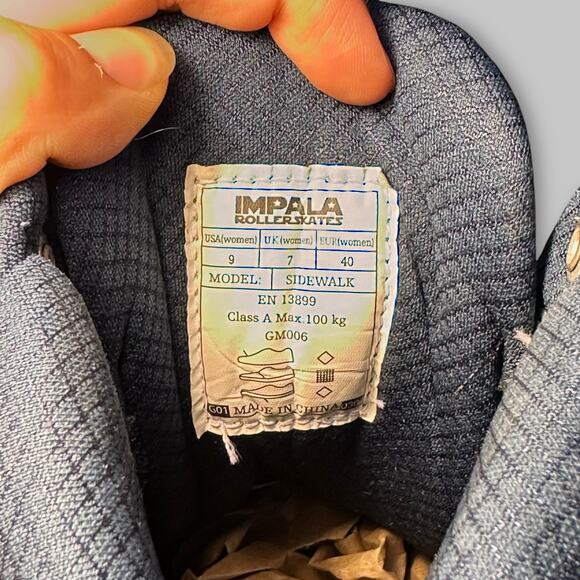 Impala Sidewalk Quad Roller Skates – Holographic Black – Women’s Size 9 - Picture 6 of 8